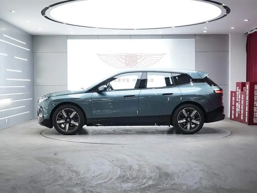 BMW iX 2022 xDrive40