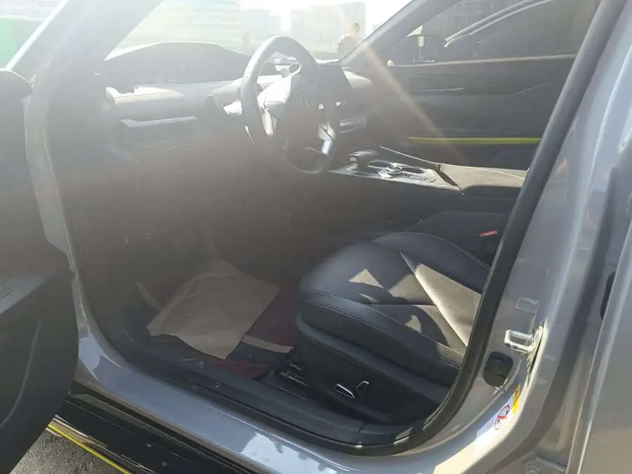 Changan UNI-V 2023 1.5T Sport Edition