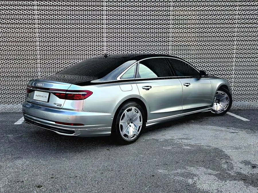 Audi A8 2024 Model A8L 50 TFSI quattro Ultimate Edition
