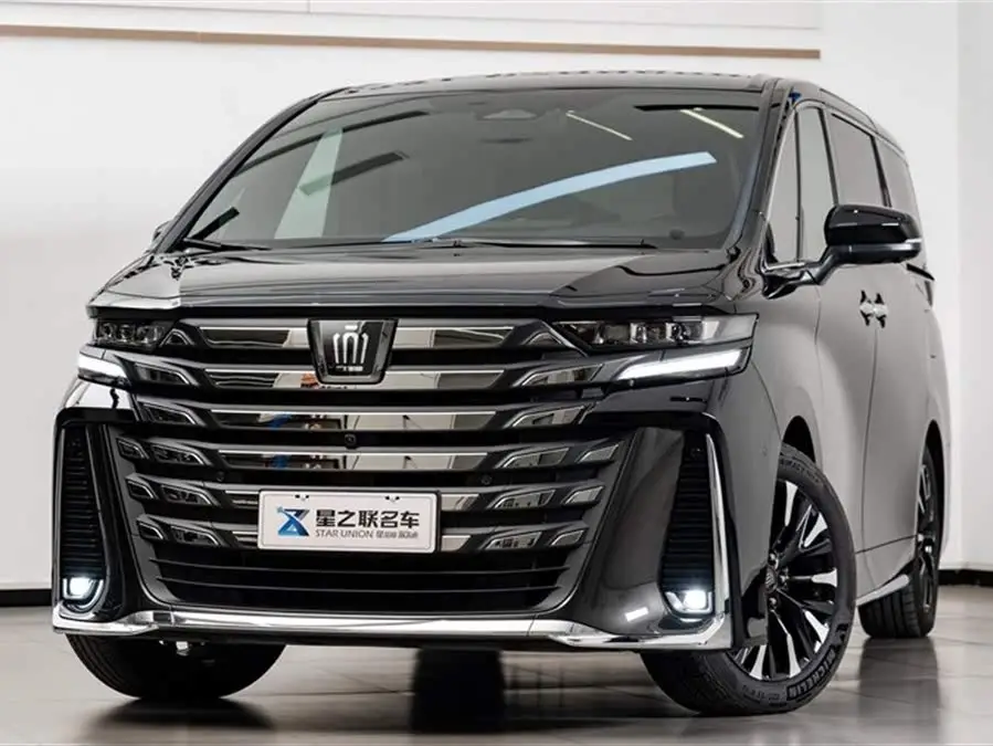 2024 تويوتا فيلفاير كراون هايبرد 2.5 لتر اصدارة التنفيذية الفائقة