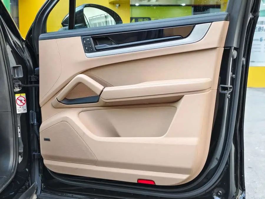 Cayenne 2024 Model Cayenne 3.0T