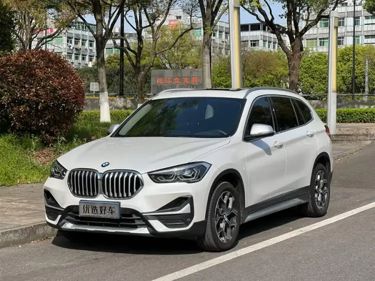 BMW X1 2022 sDrive20Li Luxury Edition