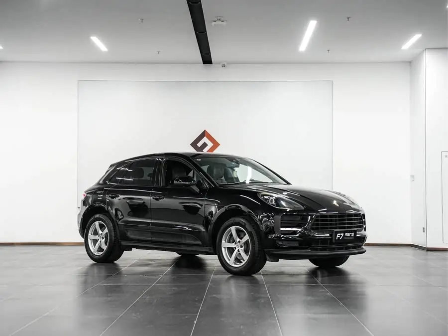 2021 Macan 2.0T
