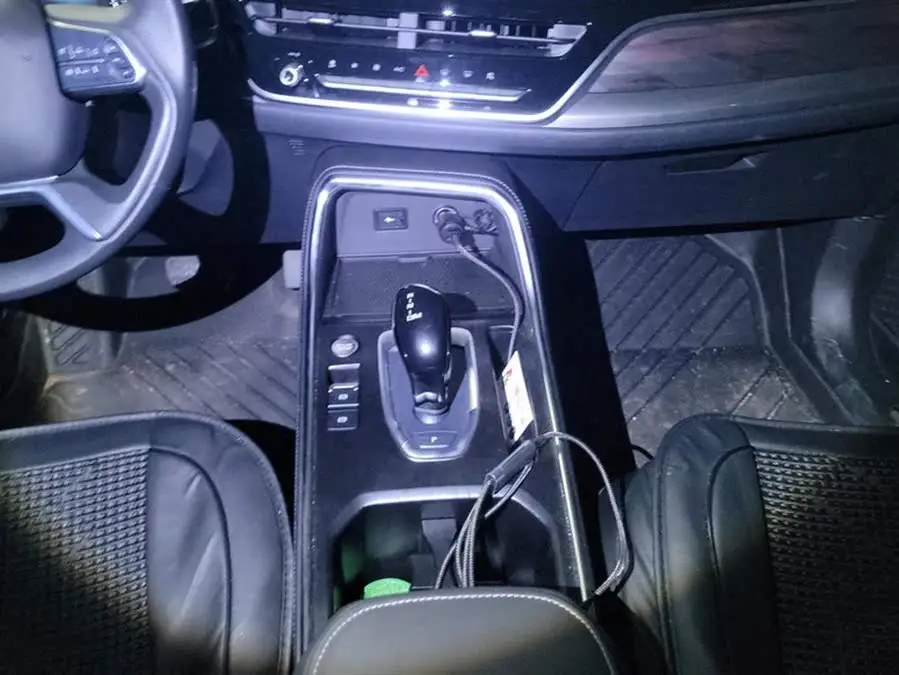 هافال H6 طراز 2023 نسخة الاتجاه الوطني 1.5T نسخة المدينة الأوتوماتيكية