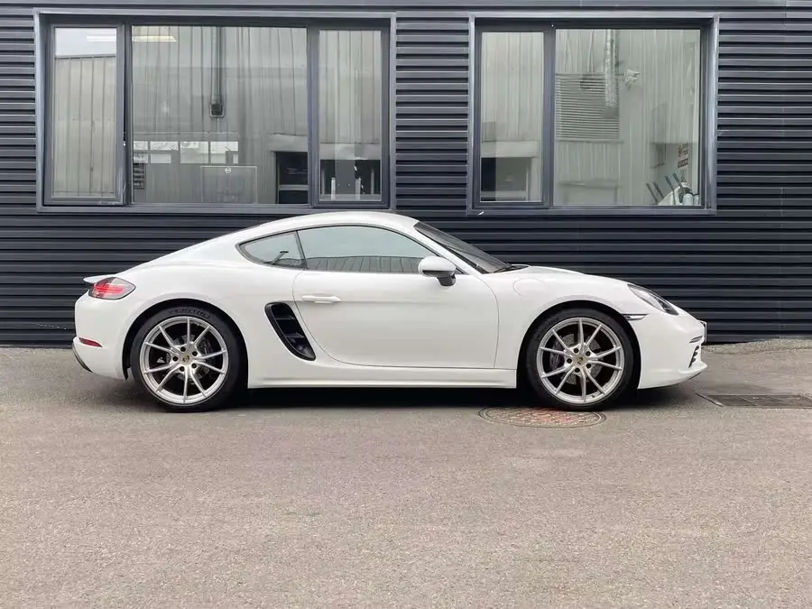 Porsche 718 2020 Cayman 2.0T
