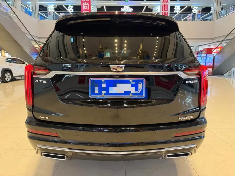 كاديلاك XT6 2021 28T ستة مقاعد دفع رباعي فاخرة