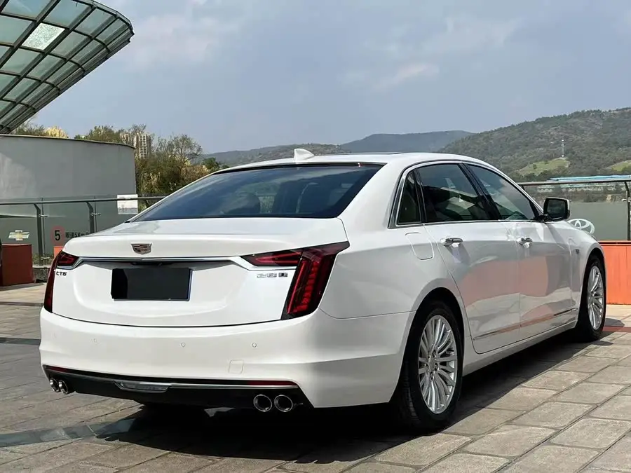 كاديلاك CT6 2021 28T فاخرة