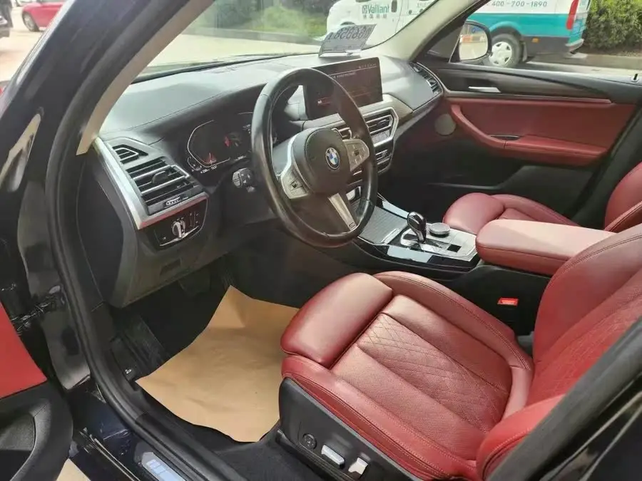 BMW X3 2023 xDrive30i Leading Model M Shadow Package