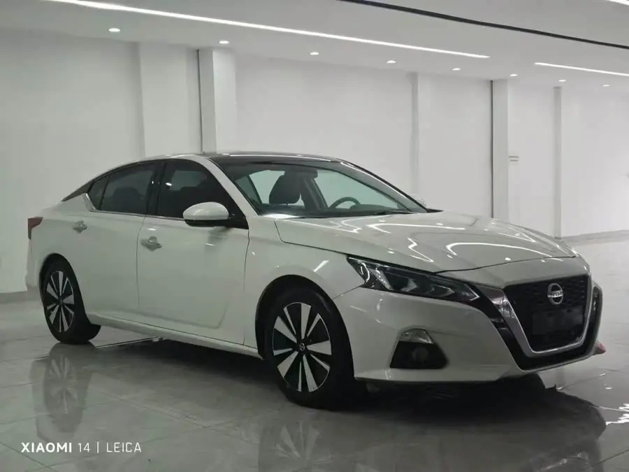 Altima  2021 2.0L XL Comfort Edition