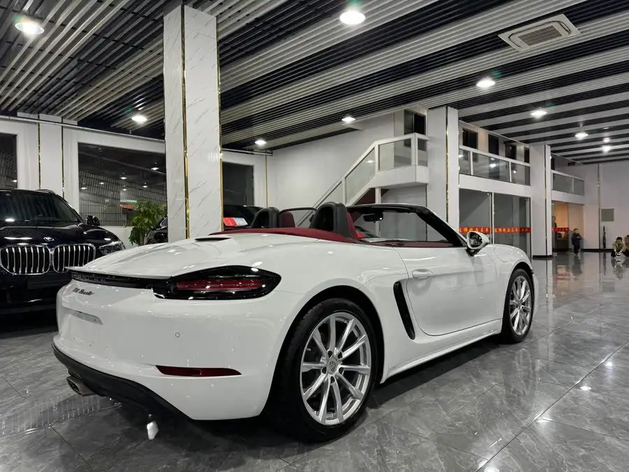 Porsche 718 2022 Boxster 2.0T