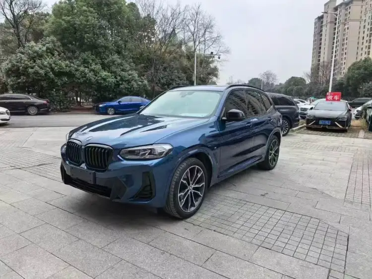 BMW X3 2022 xDrive30i Leading Model M Shadow Package