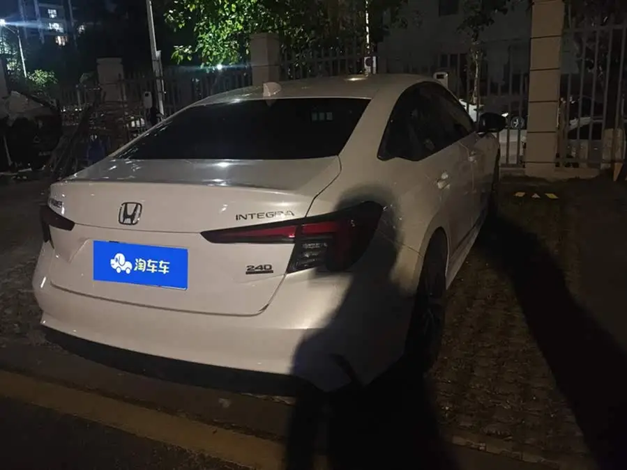 2023 Model 240TURBO CVT Leading Edition