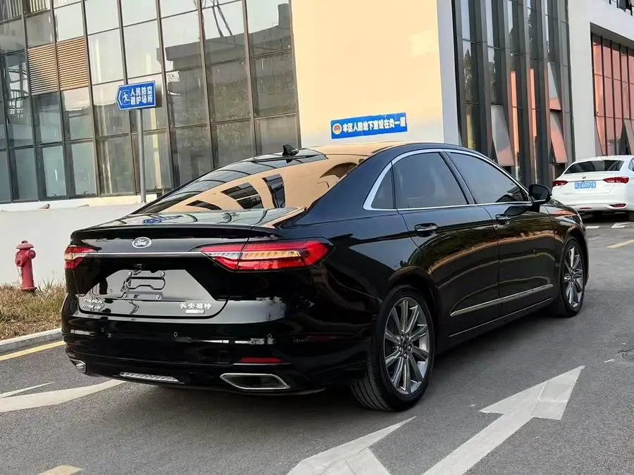 Taurus 2019 EcoBoost 245 Luxury Edition