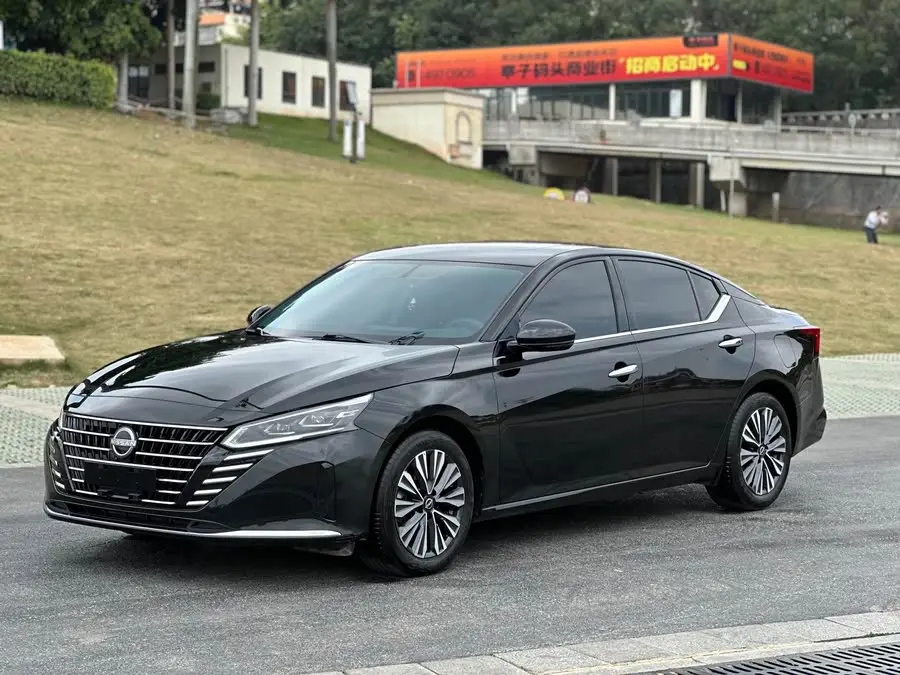 تينلاي 2024 2.0L XE النسخة الحقيقية