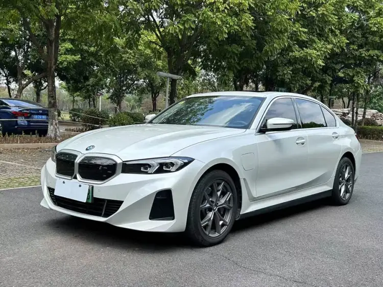 BMW i3 2024 eDrive 35 L