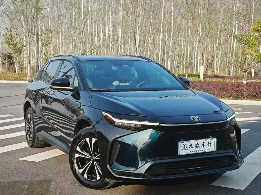 فاو تويوتا bZ4X 2022 نسخة PRO عالية الأداء ذات الدفع الرباعي