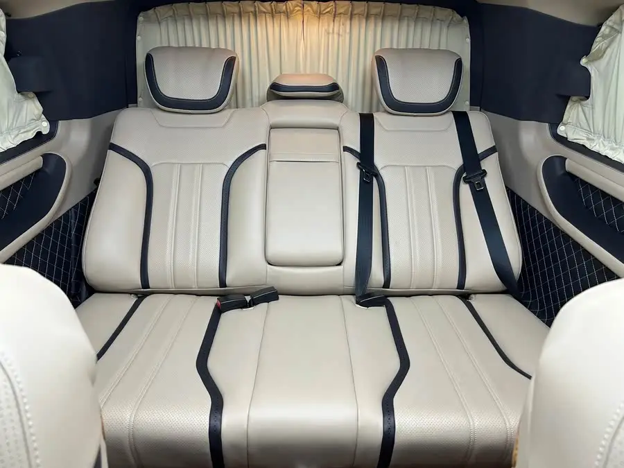 فيتو 2021 2.0T نسخة الأعمال 7 مقاعد