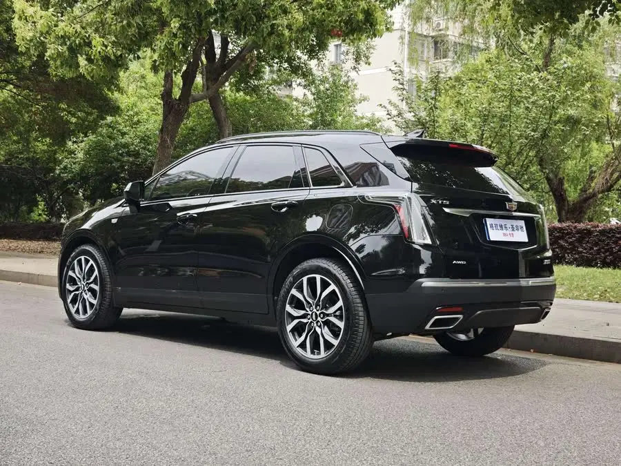 Cadillac XT5 2022 2.0T AWD Luxury (Hummingbird Edition)