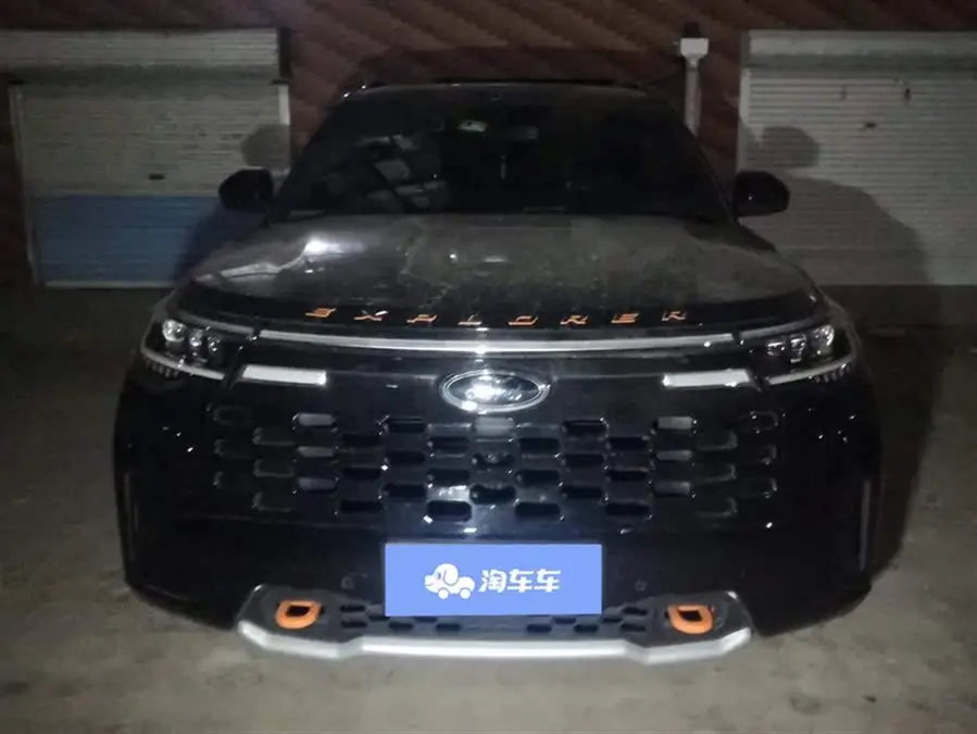 استكشاف 2023 فئة EcoBoost 285 نسخة قمة كونلون 7 مقاعد