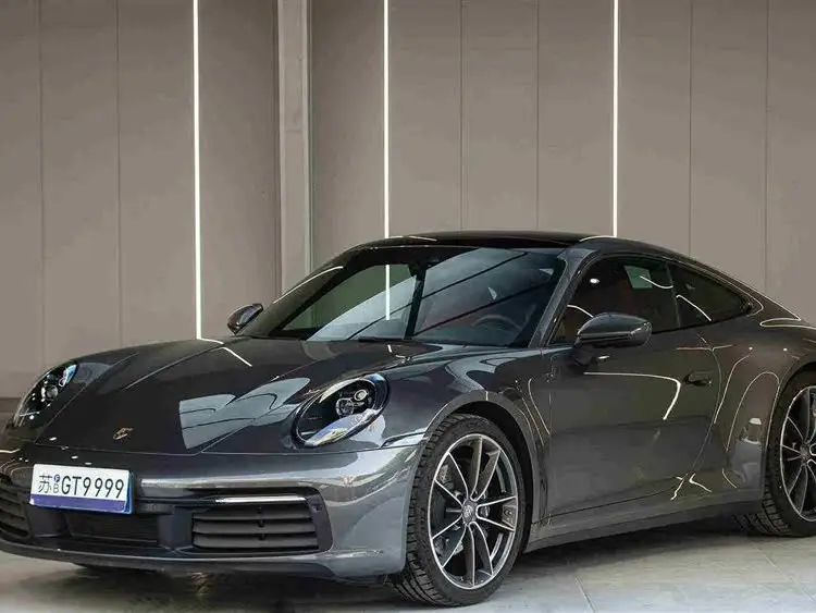 بورش 911 2023 كاريرا 3.0T