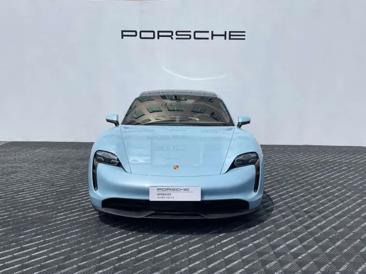 2022 Taycan Taycan 4S