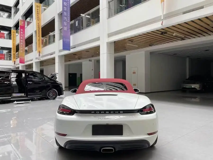 Porsche 718 2020 Boxster 2.0T