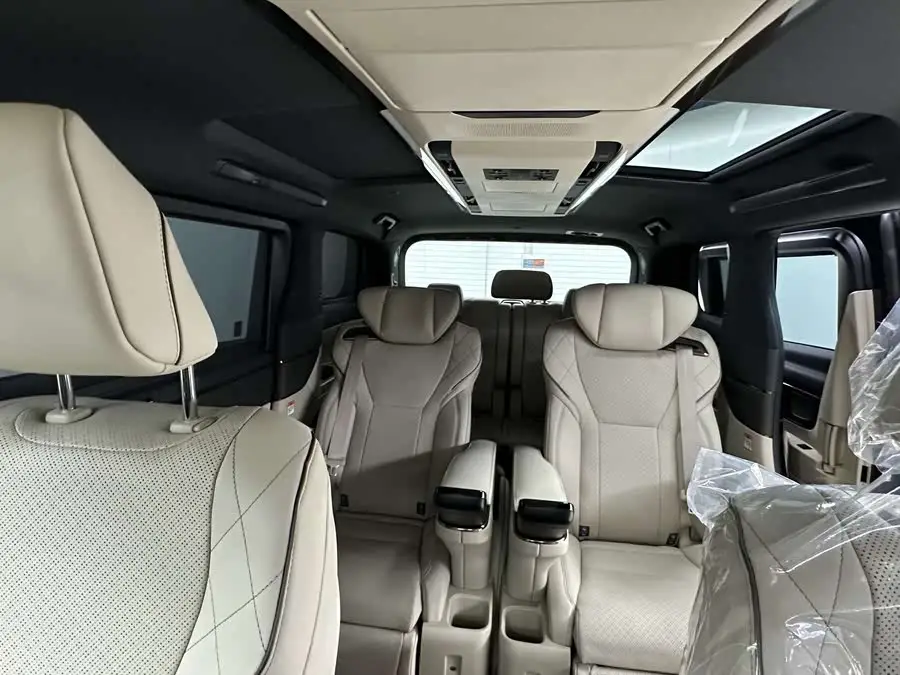 ألفارد 2024 بمحرك مزدوج 2.5 لتر إصدار بريميوم