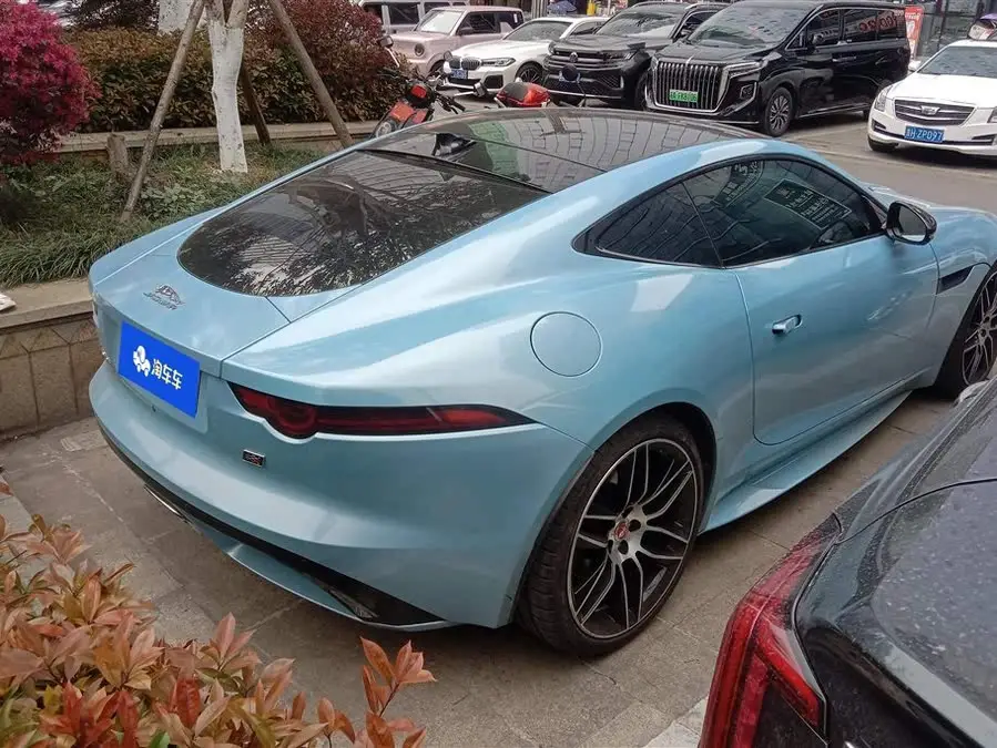 Jaguar F-TYPE 2019 2.0T Coupe