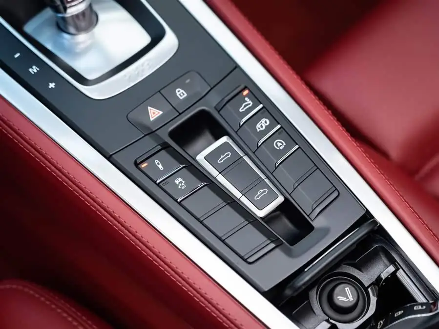 Porsche 718 2022 Boxster 2.0T