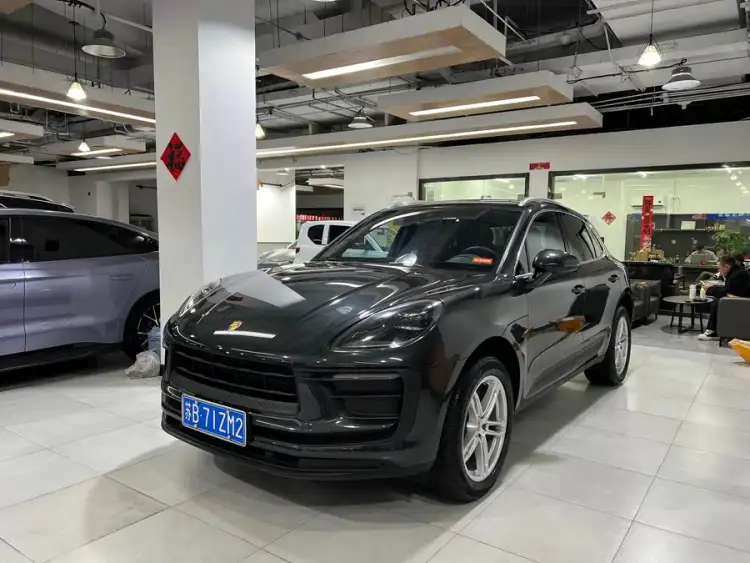 2023 Macan Macan 2.0T