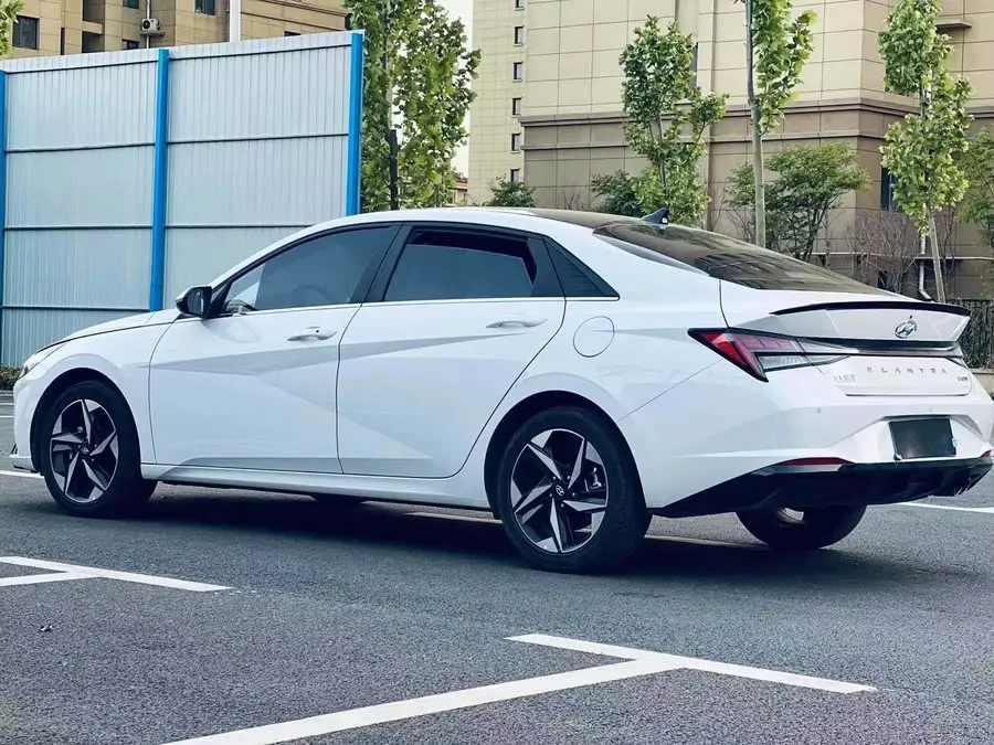 إيلانتر 2022 1.5 لتر CVT LUX النسخة الفاخرة