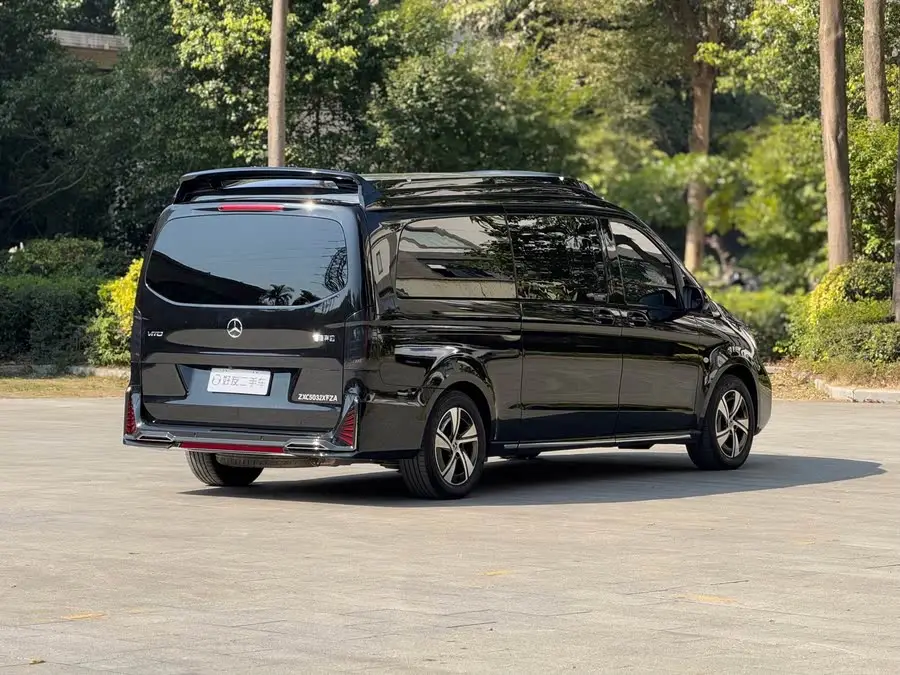 Vito 2023 2.0T Business Edition 7-seater