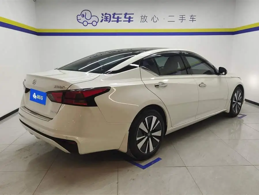 Teana 2021 2.0L XL Upper AD1 Intelligent Navigation Edition