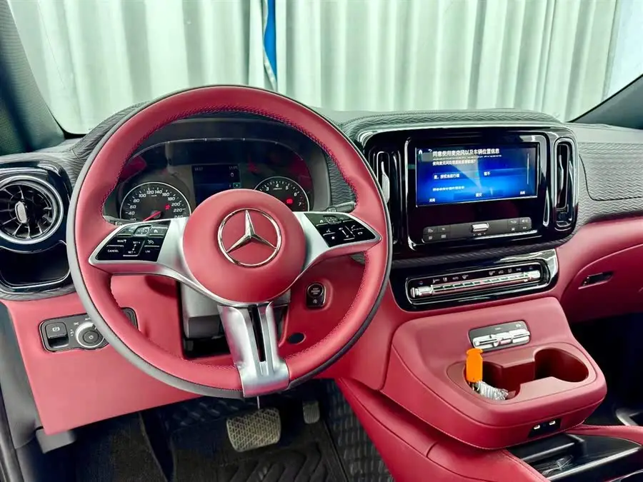 Vito 2024 2.0T Business Edition 7-seater