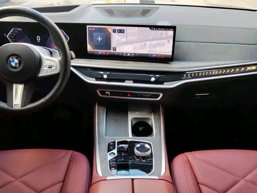 BMW X5 2023 xDrive 30Li M Sport Night Package