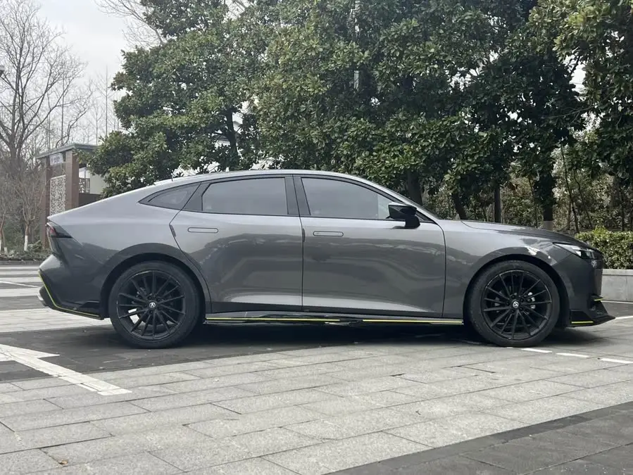 شانغن UNI-V 2022 فئة رياضية 1.5T