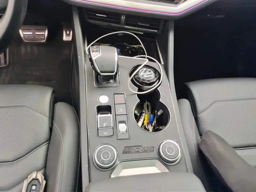 Touareg 2022 3.0 TSI R-Line Classic Sport Package