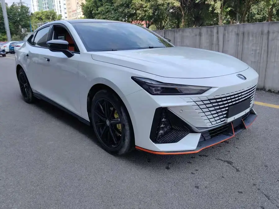 Changan UNI-V 2022 1.5T Premium