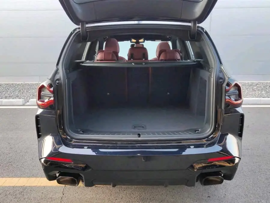 BMW X3 2023 xDrive30i Luxury M Night Package