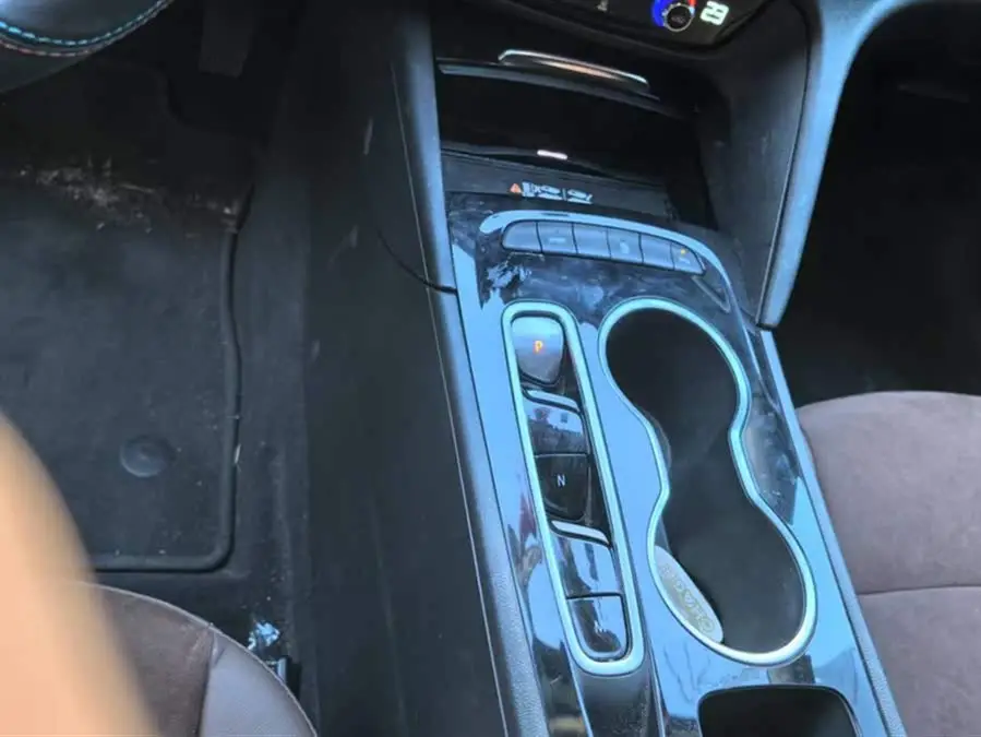 بيوك ريجال 2022 552T النسخة الذكية