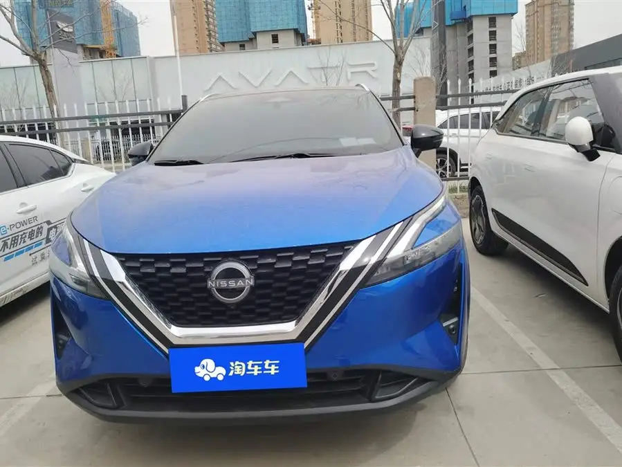 2023 نيسان إكس تريل 1.3T CVT فلاجشيب