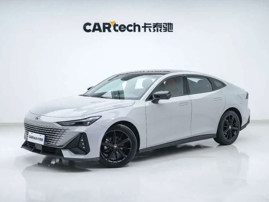 Changan UNI-V 2022 1.5T Premium