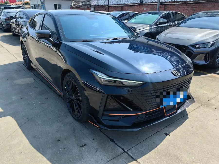 Changan UNI-V 2023 1.5T Sport Version