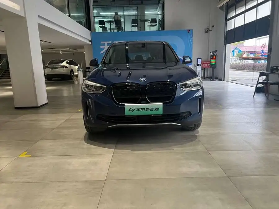 BMW iX3 2021 Facelift Leading Model