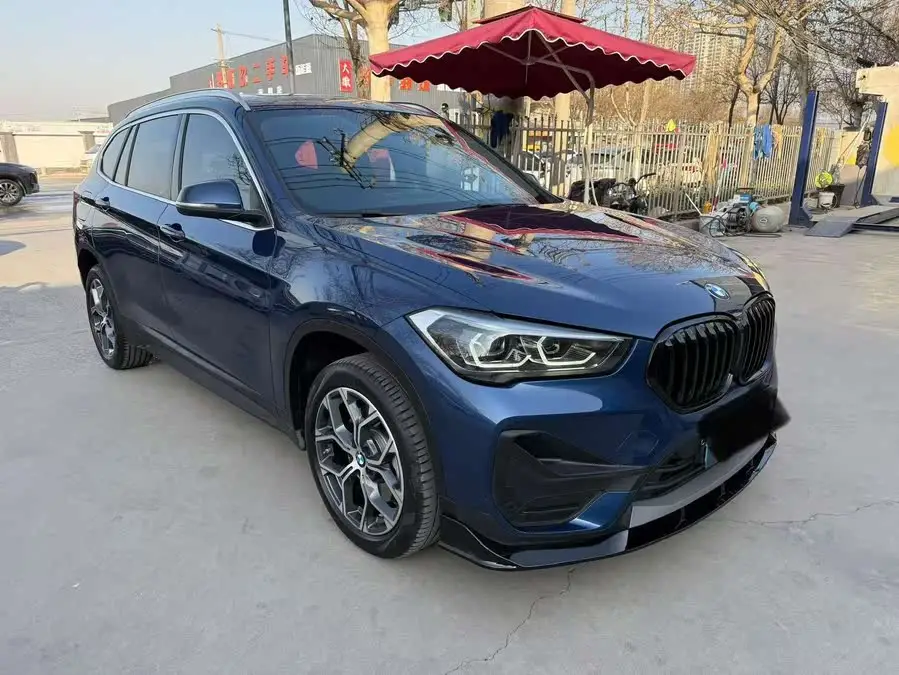 بي إم دبليو X1 2022 sDrive25Li النسخة الرائدة