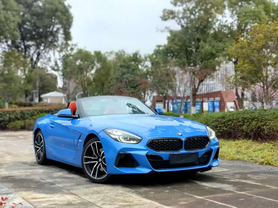 بي إم دبليو Z4 2020 sDrive 25i إصدار فضي محدود