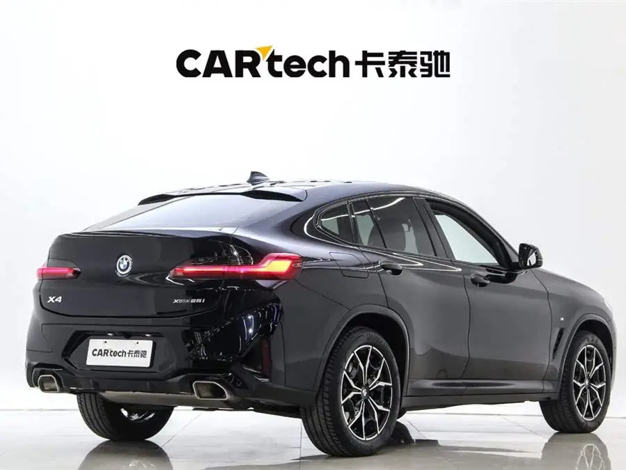 2022 BMW X4 xDrive 25i M Sport Package