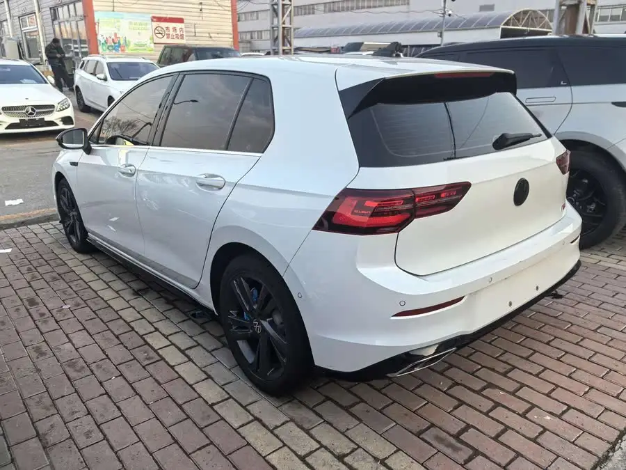 غولف 2021 280 TSI DSG R-Line