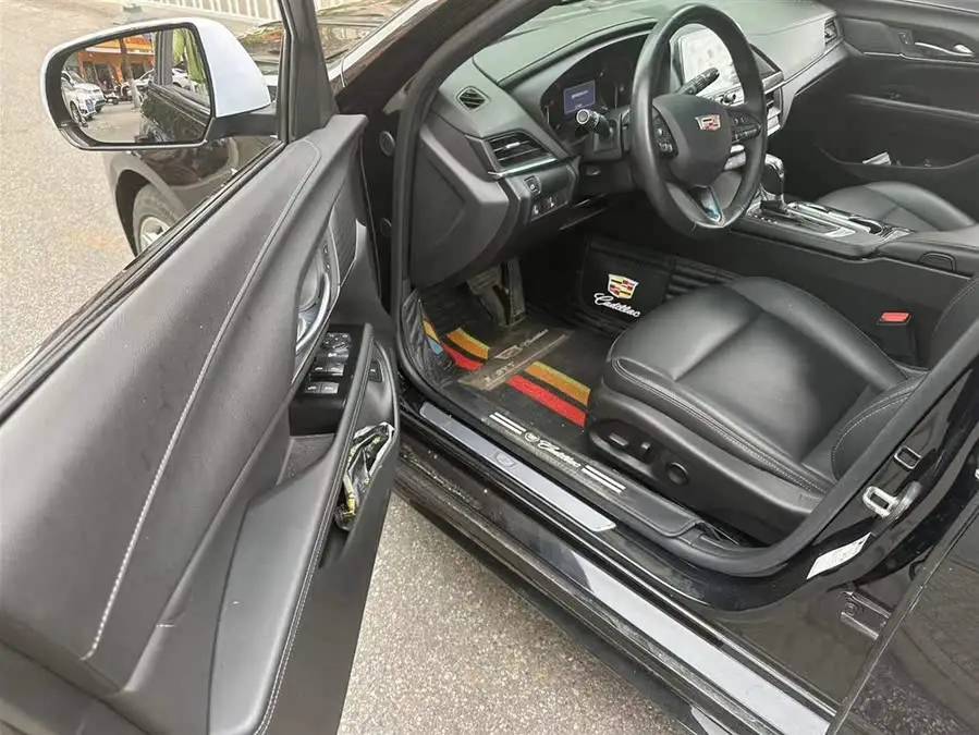 كاديلاك CT4 2020 28T فاشن إيديشن