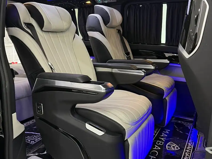 وي تنغ 2024 2.0T النسخة النخبوية 7 مقاعد